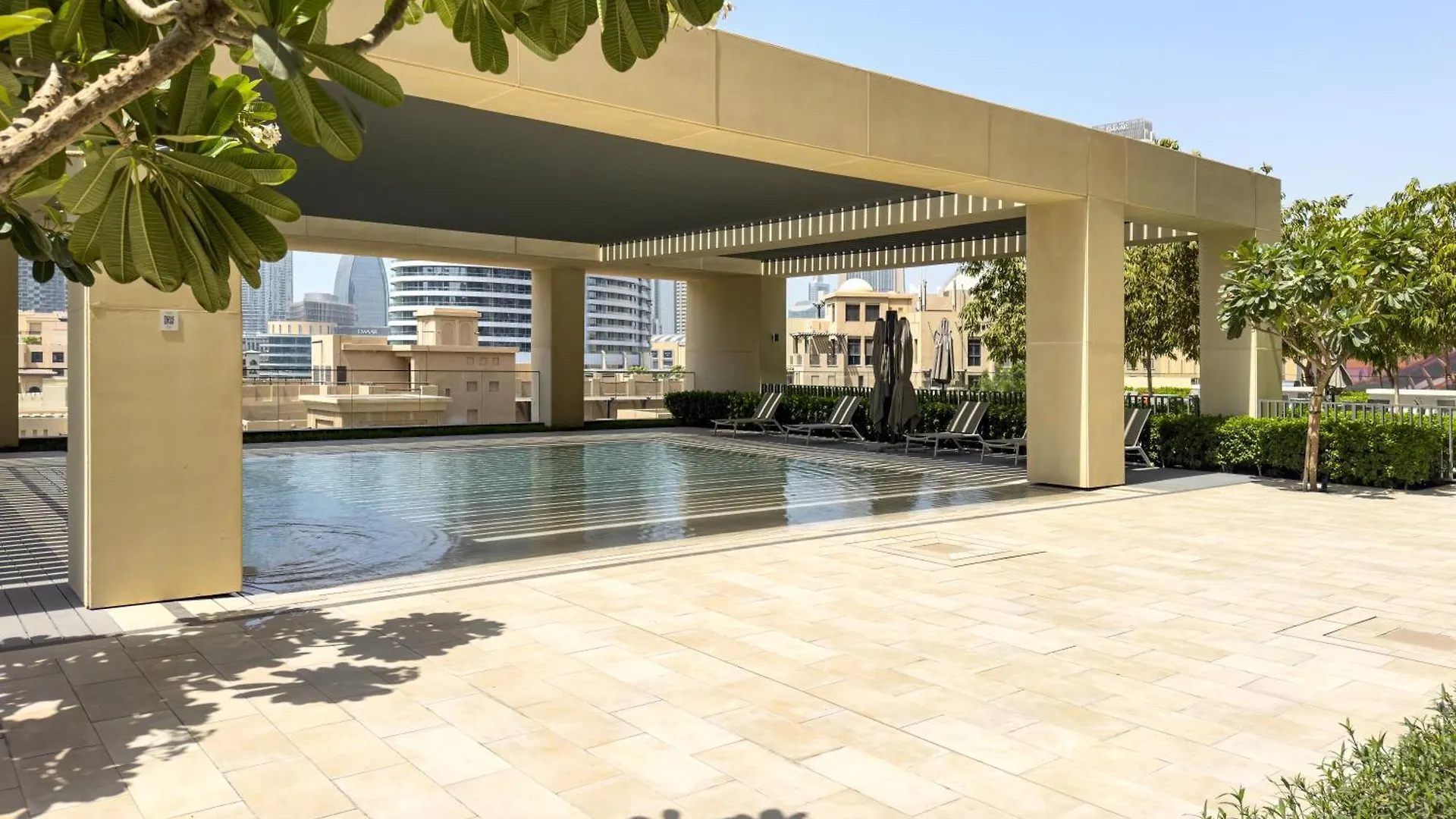New! Panoramic Burj Khalifa Views At Burj Royale Apartment Dubai