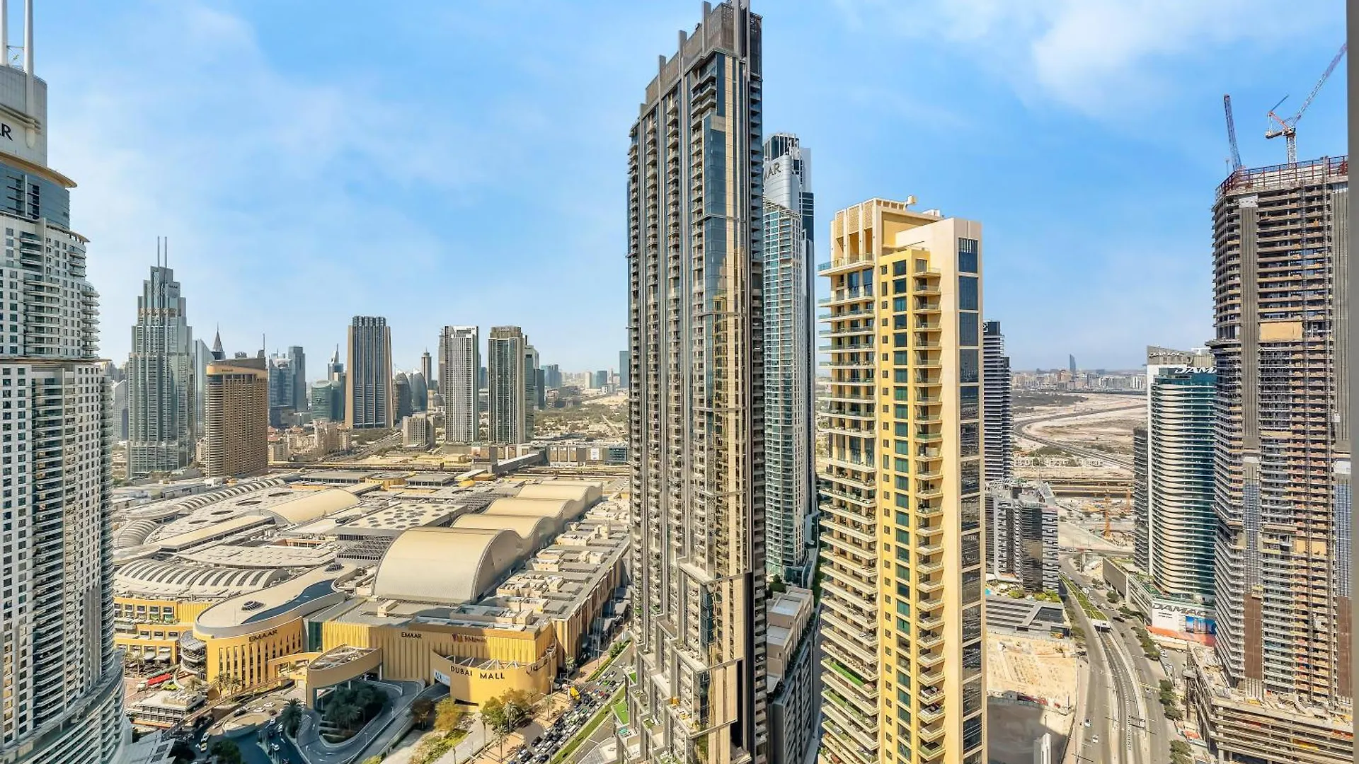 New! Panoramic Burj Khalifa Views At Burj Royale Apartment Dubai