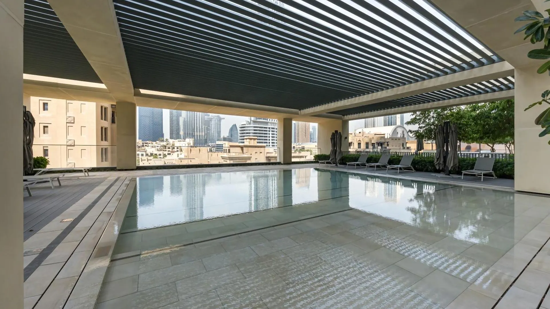 New! Panoramic Burj Khalifa Views At Burj Royale Apartment Dubai