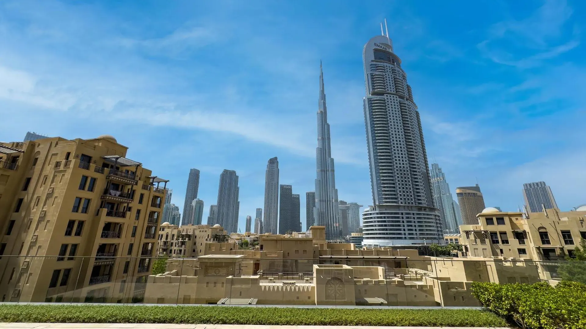 New! Panoramic Burj Khalifa Views At Burj Royale Apartment Dubai