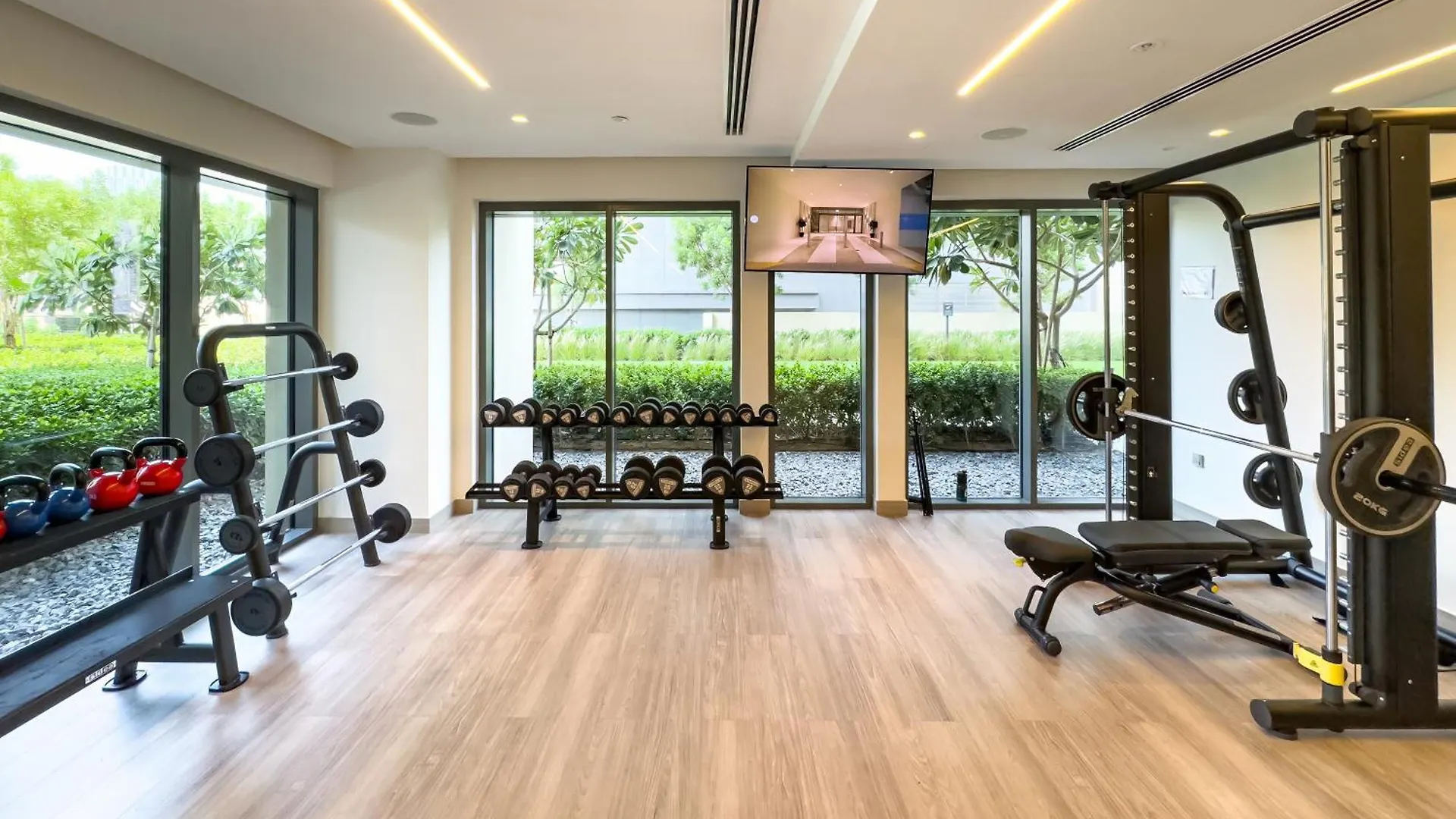 New! Panoramic Burj Khalifa Views At Burj Royale Apartment Dubai